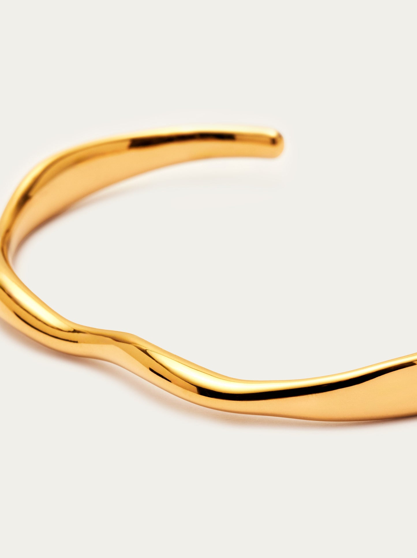 Polished Wave Bangle
